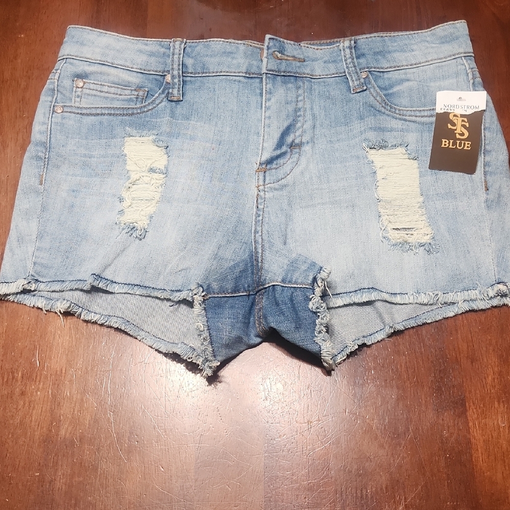 NWT Nordstrom Blue Distressed Jean Shorts with Frayed Hem
